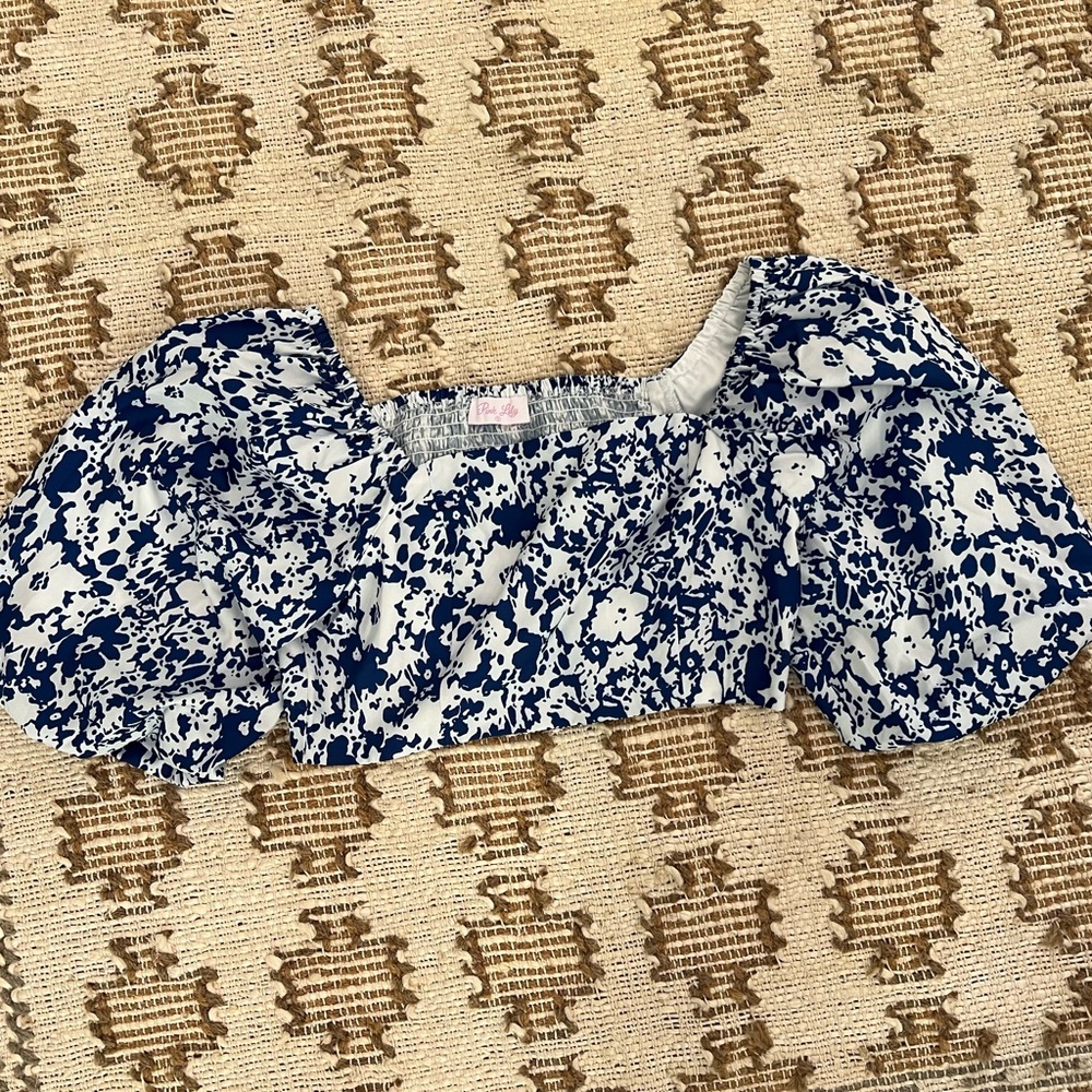 PINK LILY small puff sleeve cropped top